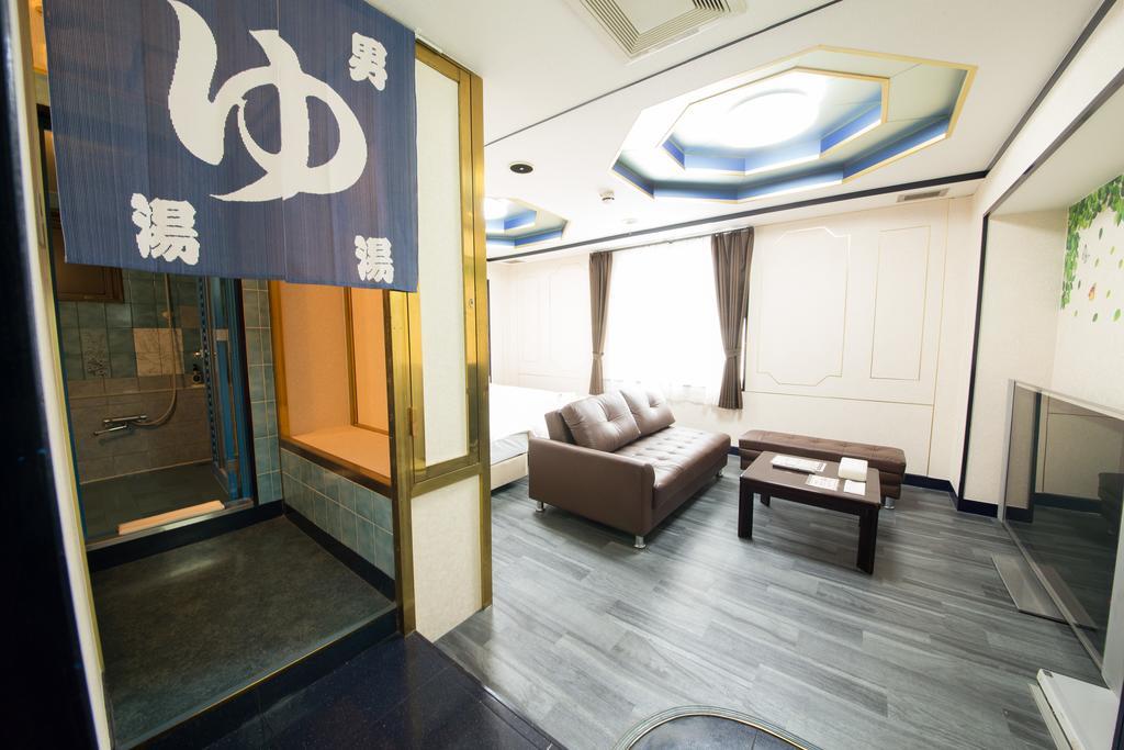 Hotel Candy Hall (Adults Only) Osaka Esterno foto