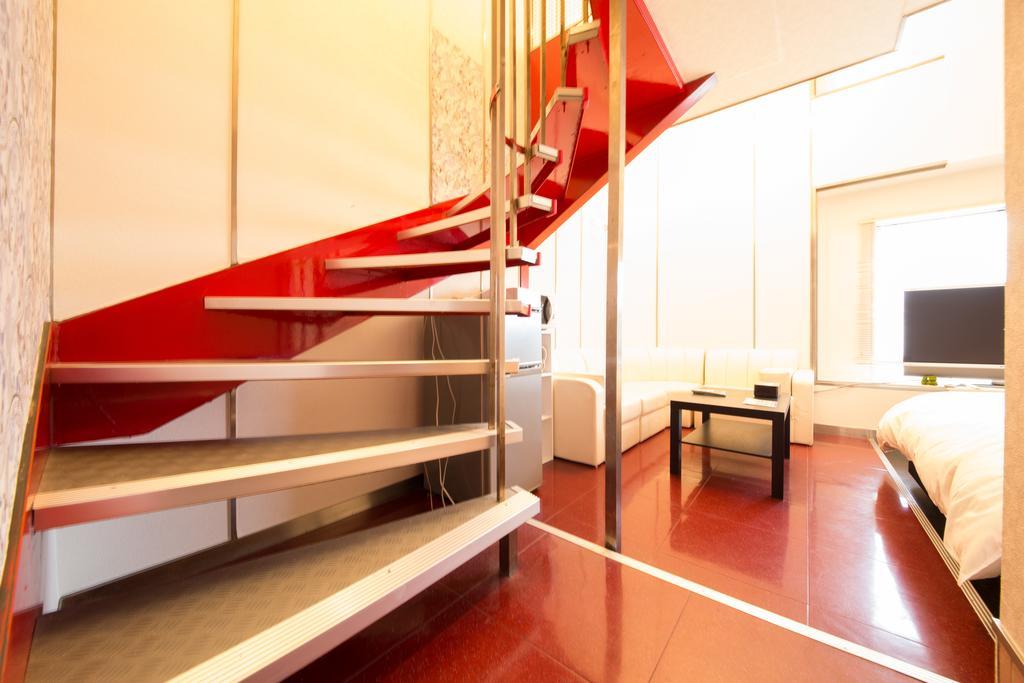 Hotel Candy Hall (Adults Only) Osaka Esterno foto