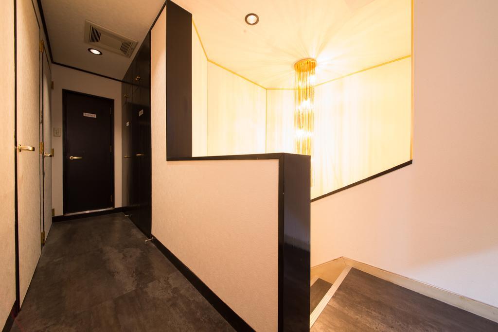 Hotel Candy Hall (Adults Only) Osaka Esterno foto