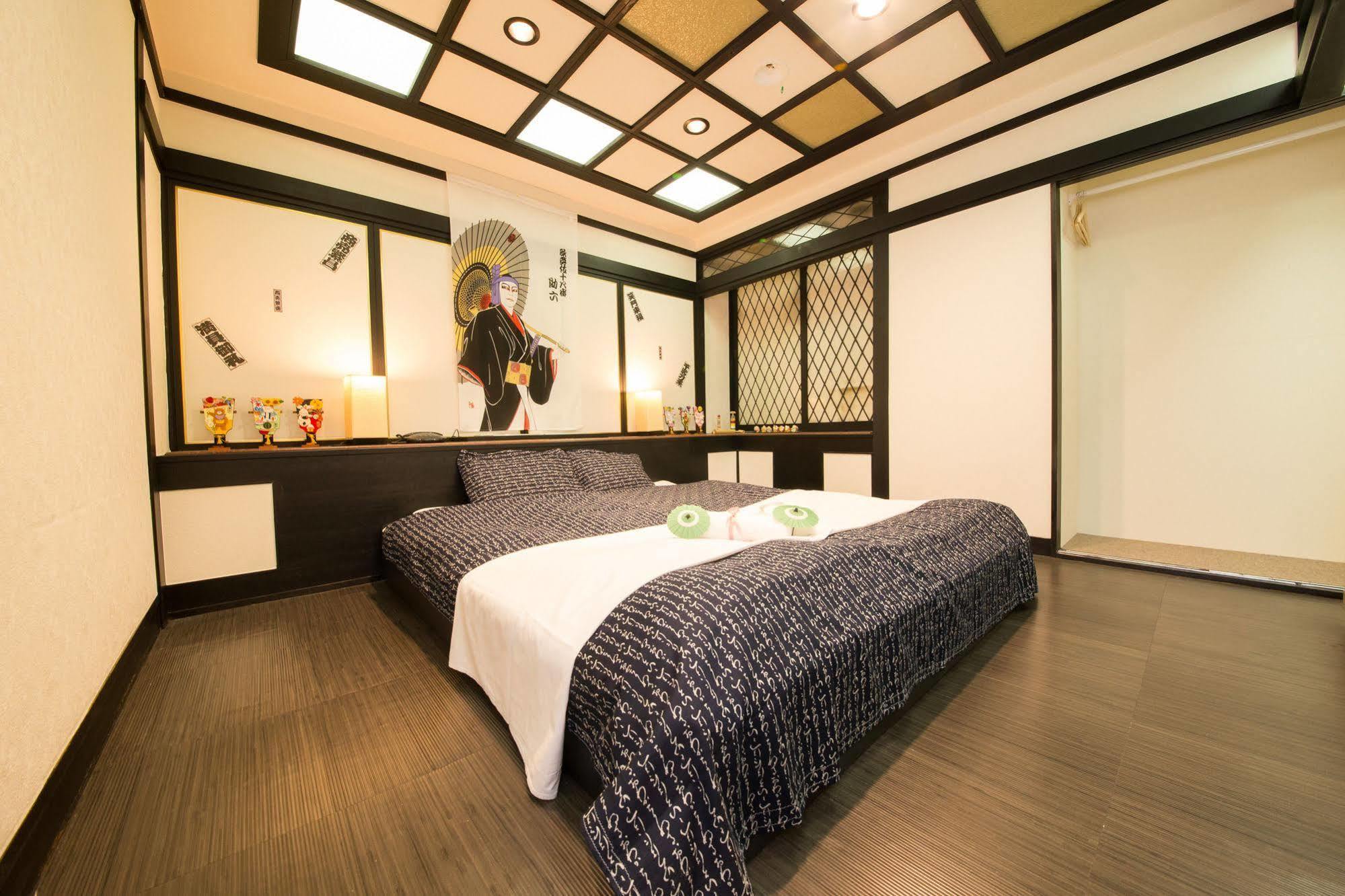 Hotel Candy Hall (Adults Only) Osaka Esterno foto