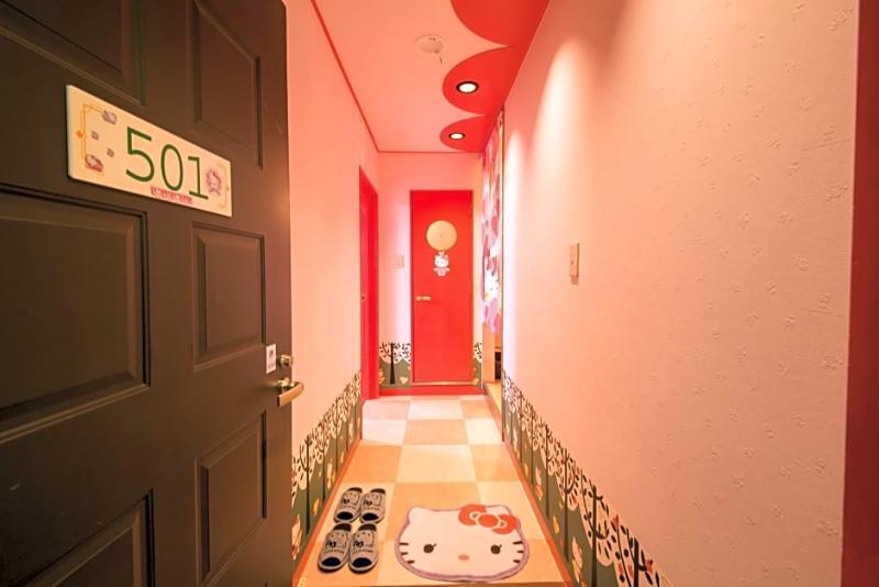 Hotel Candy Hall (Adults Only) Osaka Esterno foto
