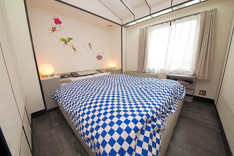 Hotel Candy Hall (Adults Only) Osaka Esterno foto