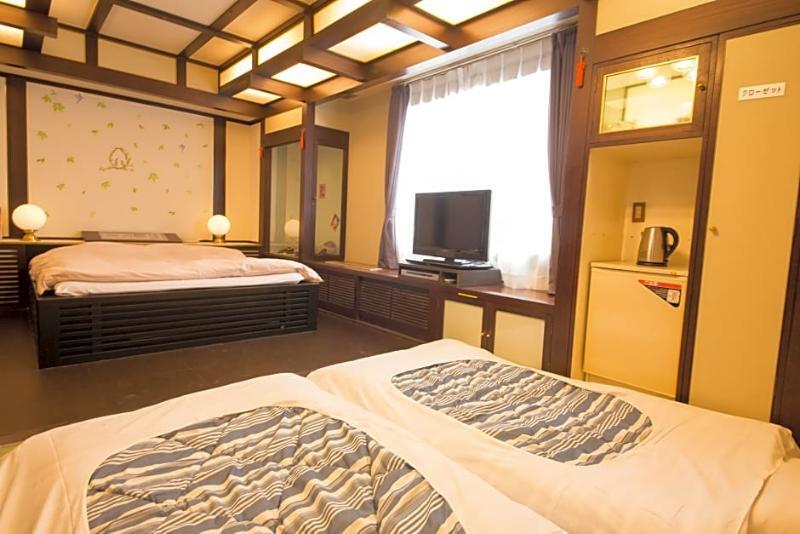 Hotel Candy Hall (Adults Only) Osaka Esterno foto